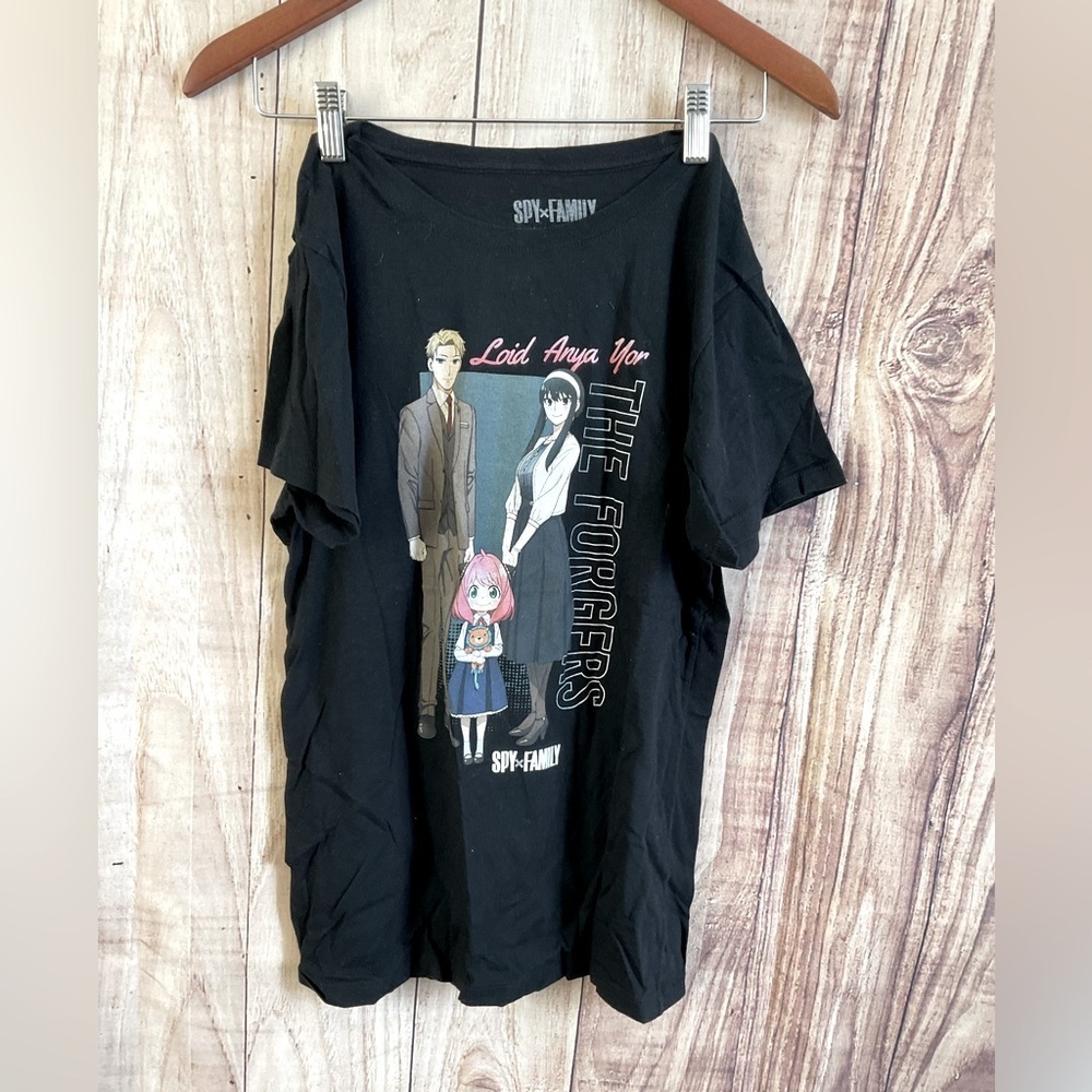 SPY FAMILY x Graphic T-Shirt LARGE